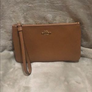 NWOT Coach wristlet